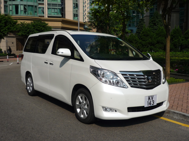 Flying Eagle 7-seater MPV exterior (2)